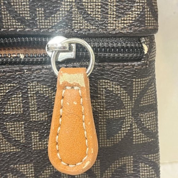 Giani Bernini Brown Block Signature Zip Wallet Clutch Small Purse 7.5"x5.25" - Picture 10 of 14